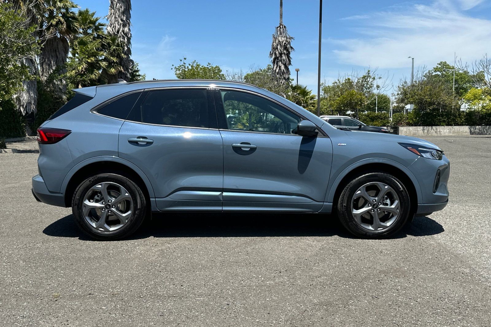 Certified 2024 Ford Escape ST-Line Select w/ Tech Pack #1 AWD/4WD image 2