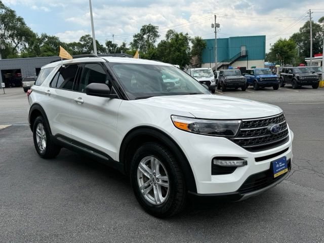 Certified 2023 Ford Explorer XLT w/ Equipment Group 202A AWD/4WD image 10