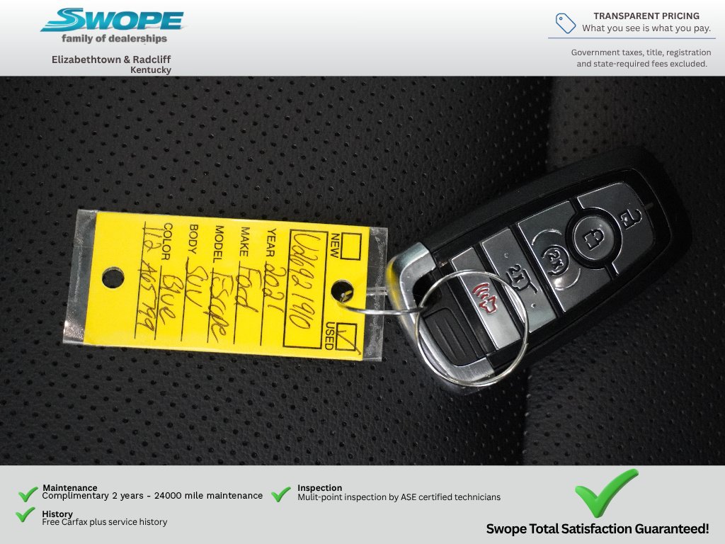 Certified 2021 Ford Escape Titanium AWD/4WD image 29