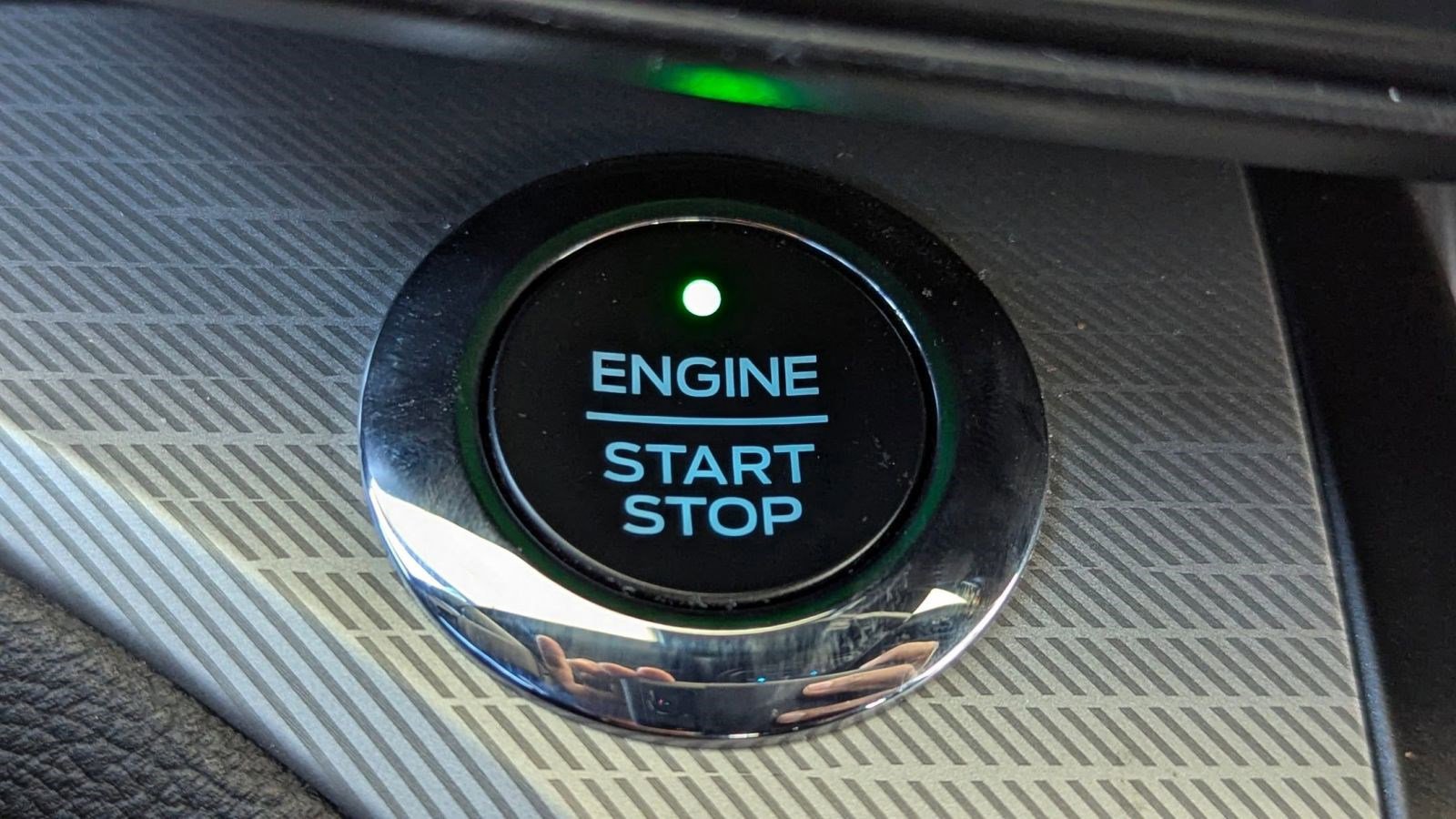 Certified 2020 Ford Explorer XLT image 30