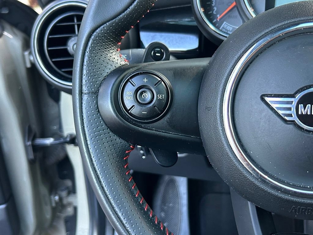 Used 2020 MINI Cooper S w/ Premium Package FWD image 38