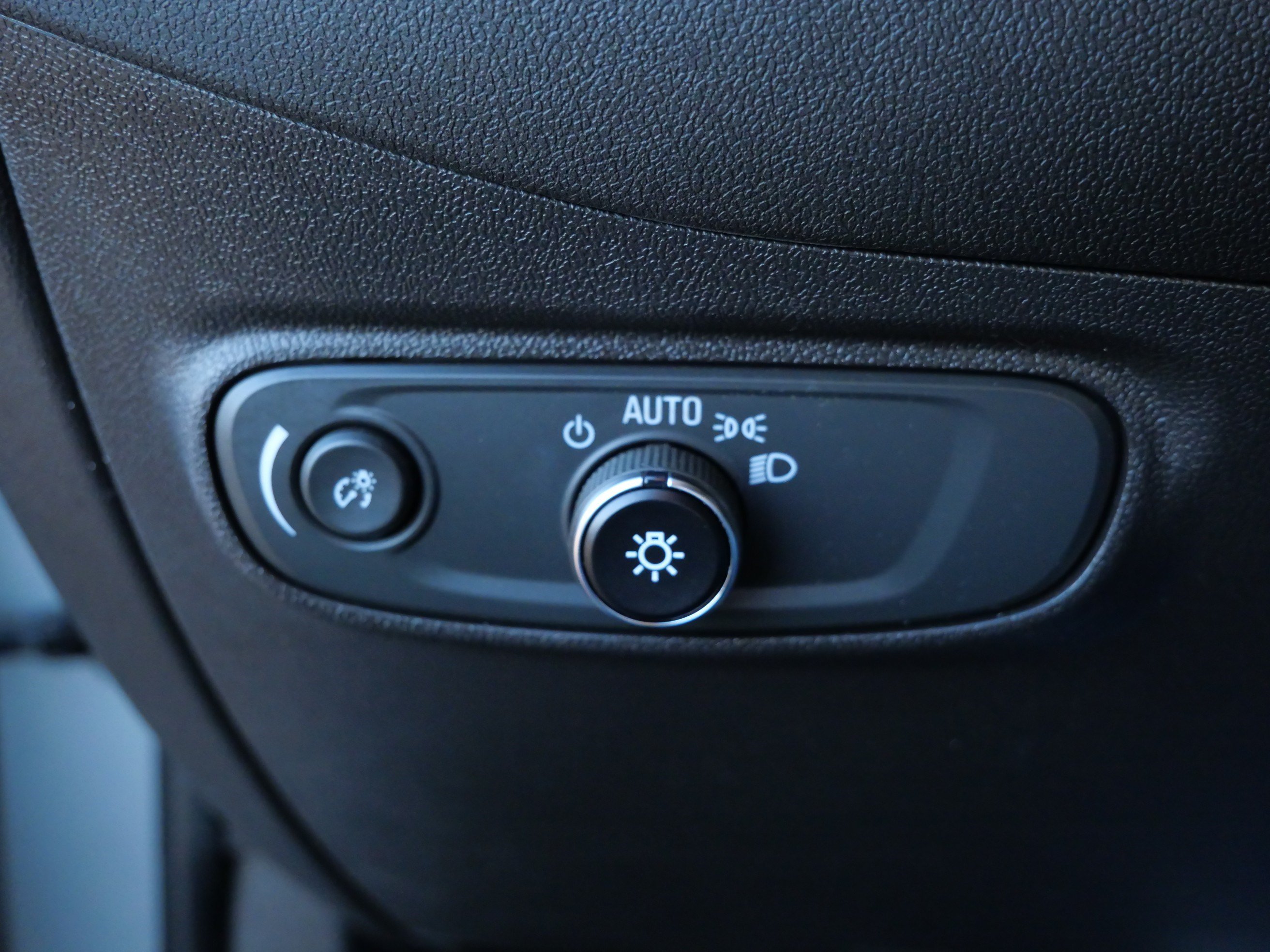 Used 2023 Chevrolet Equinox RS AWD/4WD image 26