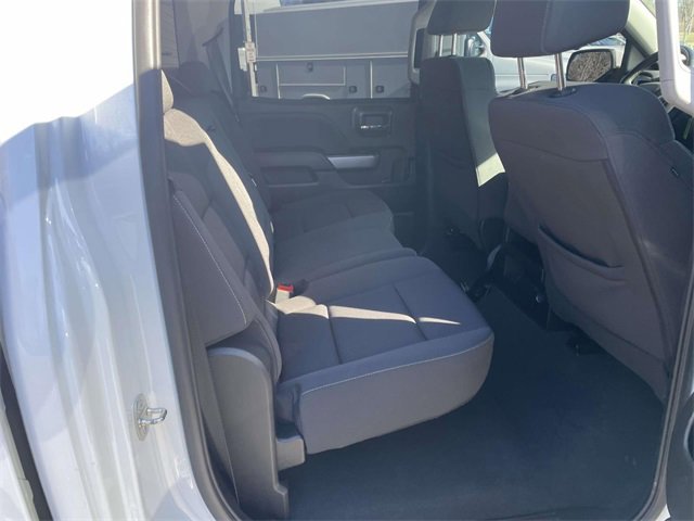 Used 2018 Chevrolet Silverado 1500 LT w/ All Star Edition image 28