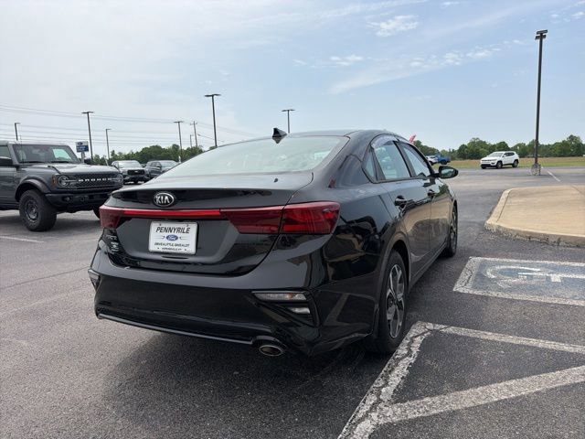 Used 2020 Kia Forte LXS FWD image 5