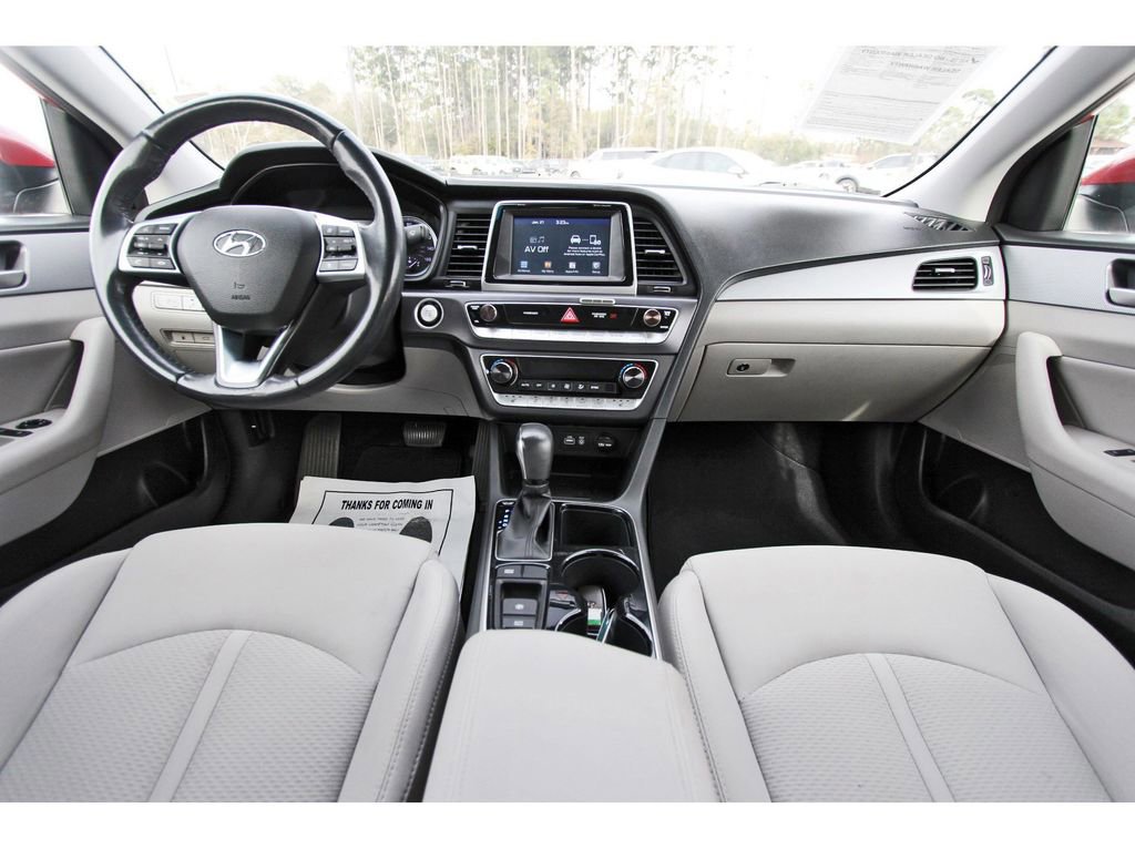 Used 2019 Hyundai Sonata SEL w/ Tech Package 02 image 11