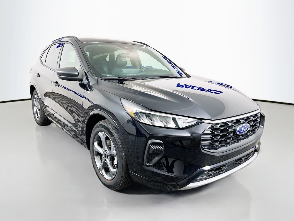 Certified 2024 Ford Escape ST-Line w/ Tech Pack #1 FWD image 1