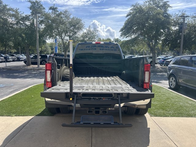 Certified 2022 Ford F350 Lariat w/ Lariat Ultimate Package AWD/4WD image 6