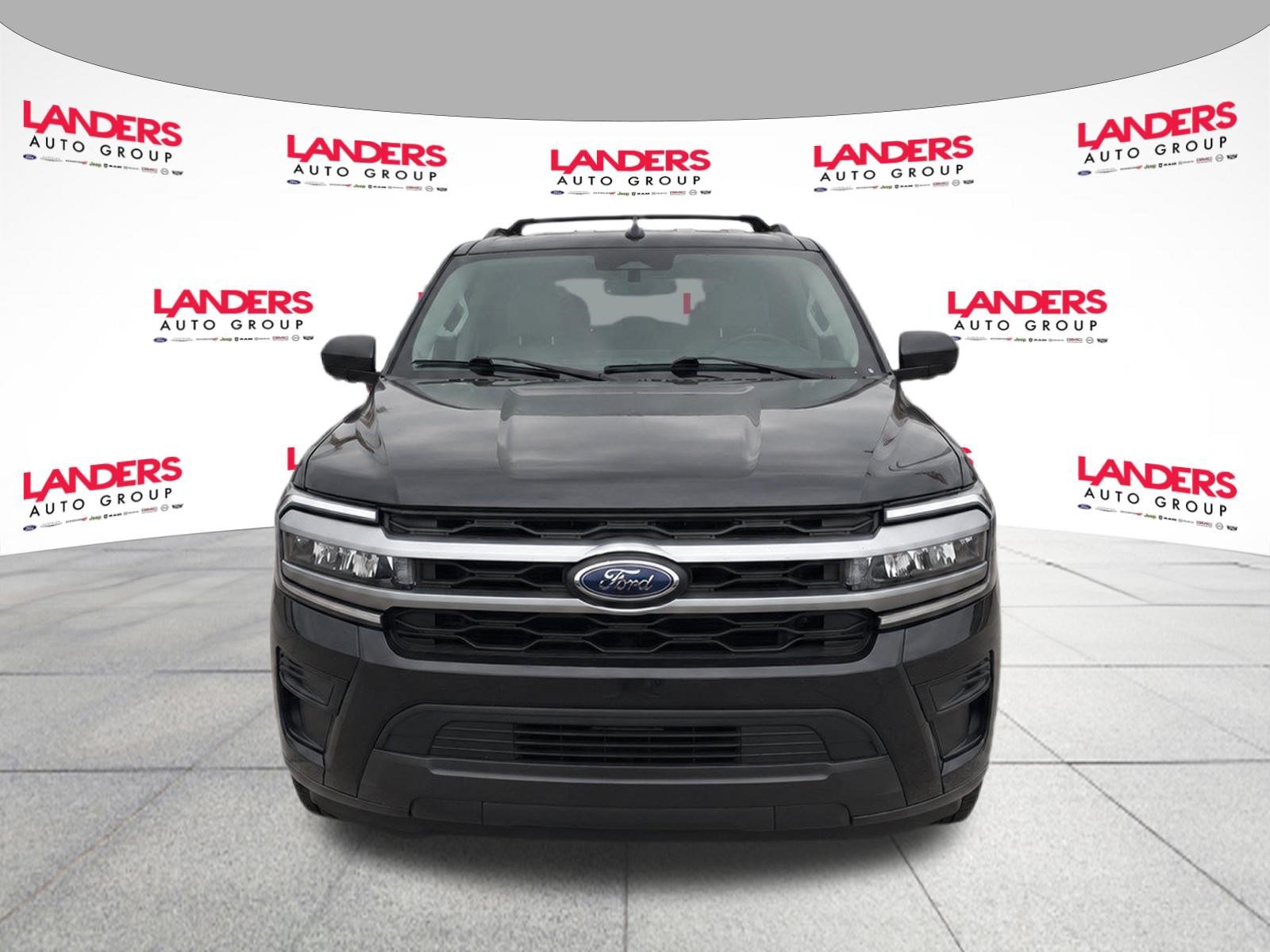 Certified 2022 Ford Expedition XLT RWD image 2
