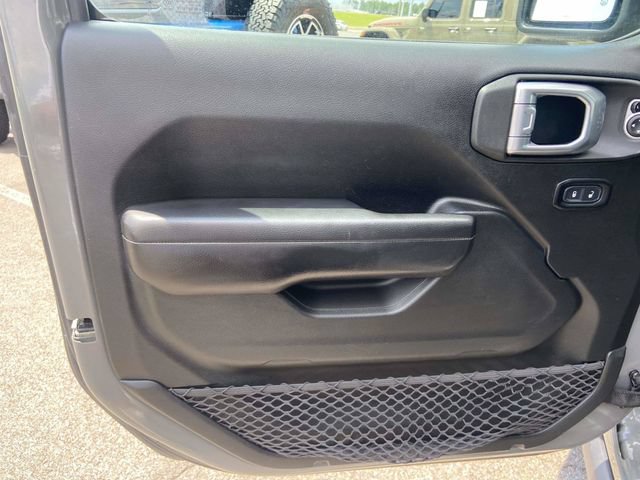 Used 2020 Jeep Wrangler Sport AWD/4WD image 17