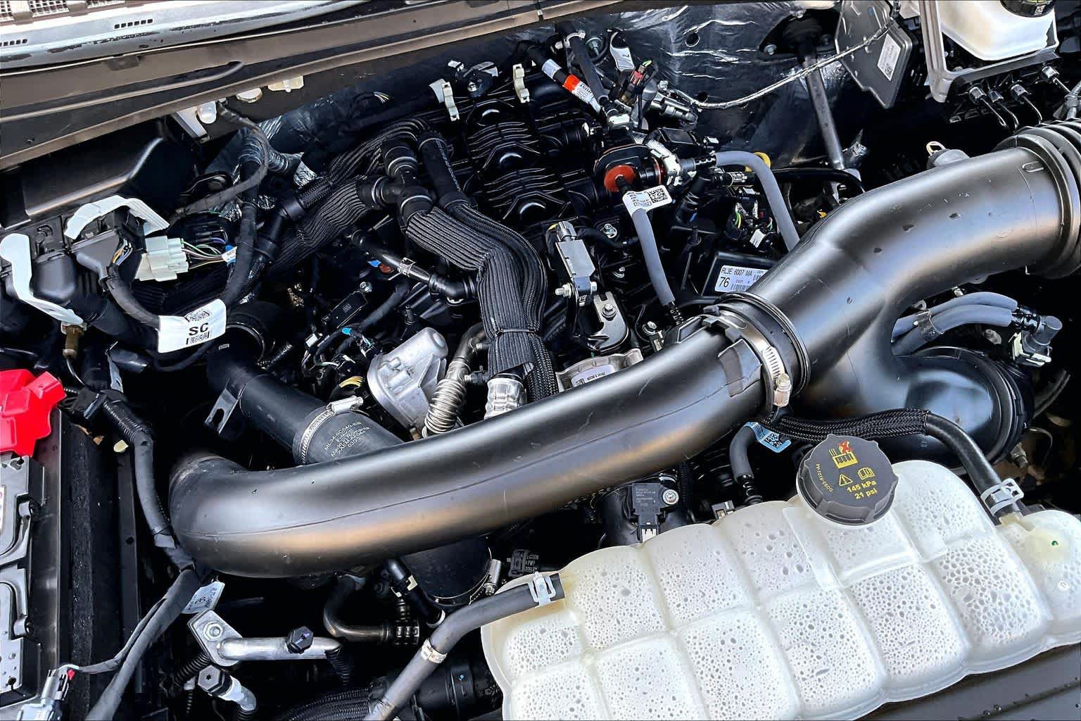 Certified 2025 Ford Expedition Active RWD image 33