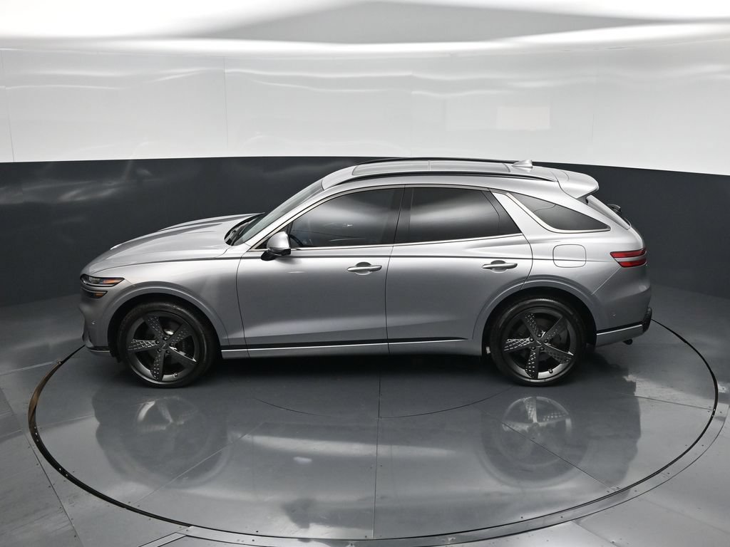 Used 2024 Genesis GV70 3.5T Sport w/ Sport Advanced Package AWD/4WD image 42