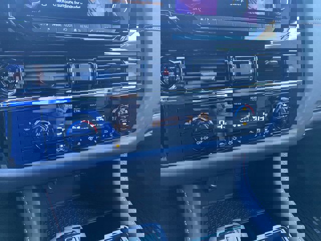 Used 2025 Nissan Pathfinder Rock Creek image 17