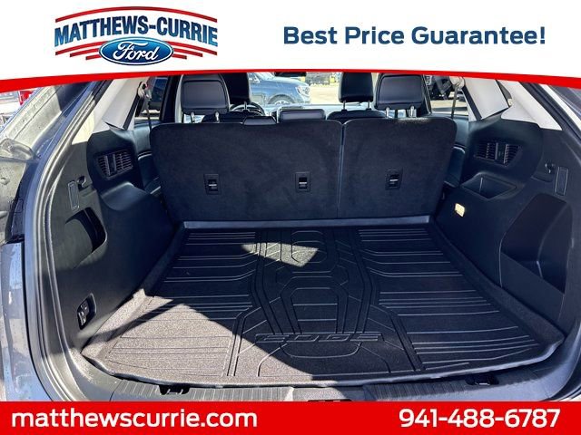 Certified 2022 Ford Edge SEL w/ Sport Appearance Package AWD/4WD image 13