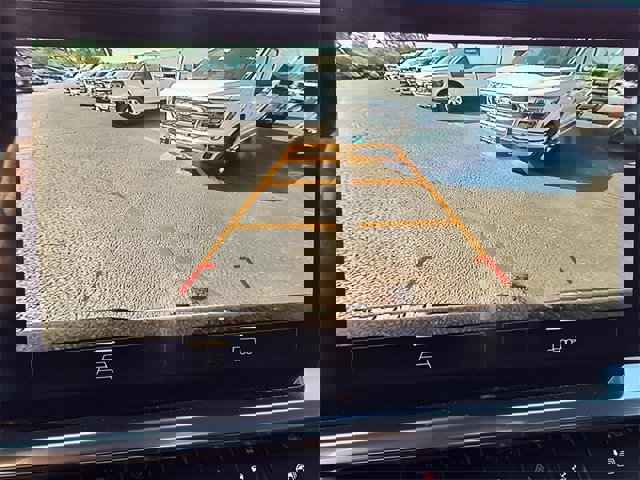 Used 2023 Chevrolet Silverado 1500 LT image 14