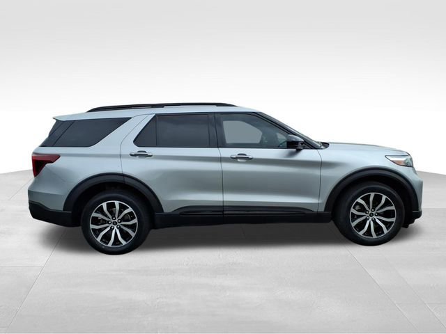 Certified 2022 Ford Explorer ST image 7