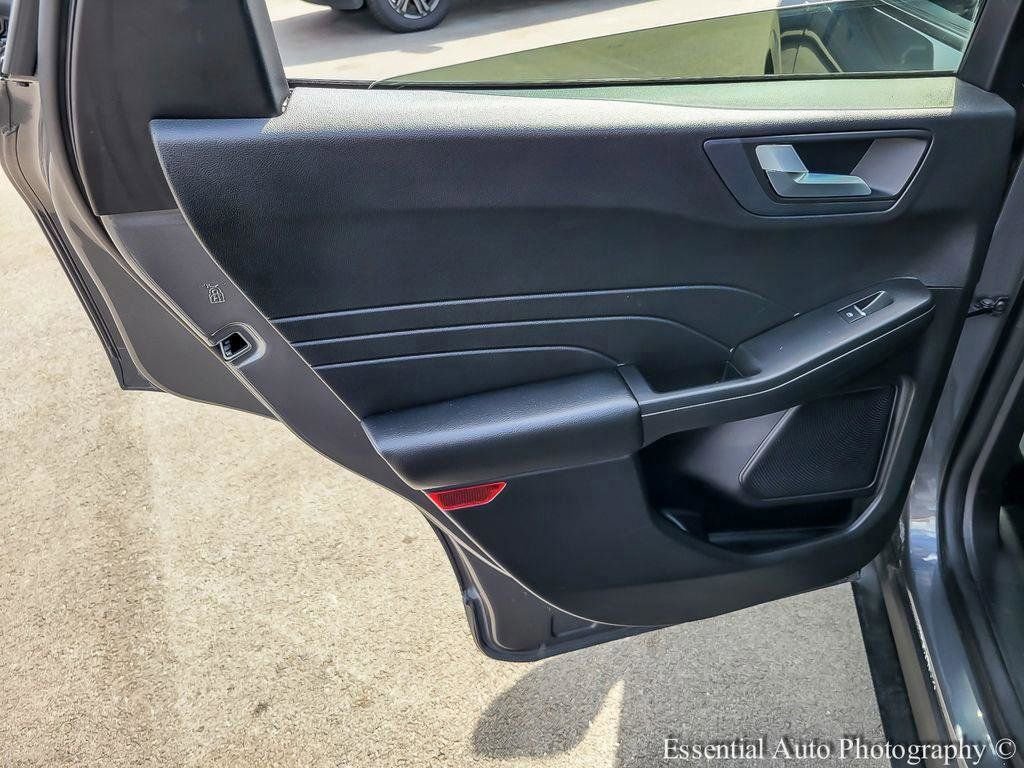 Certified 2023 Ford Escape ST-Line w/ Tech Pack #1 AWD/4WD image 21