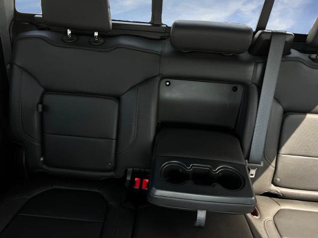 Used 2022 Chevrolet Silverado 2500 LTZ w/ LTZ Plus Package AWD/4WD image 18
