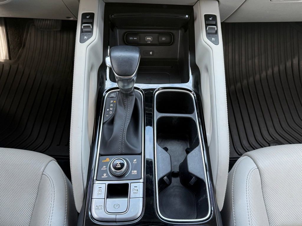 Used 2022 Kia Telluride EX w/ EX Premium Package image 21