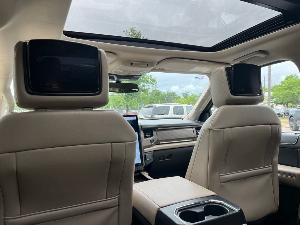 Certified 2023 Ford Expedition Max Limited AWD/4WD image 17