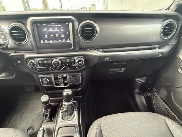 Used 2023 Jeep Gladiator Sport AWD/4WD image 18