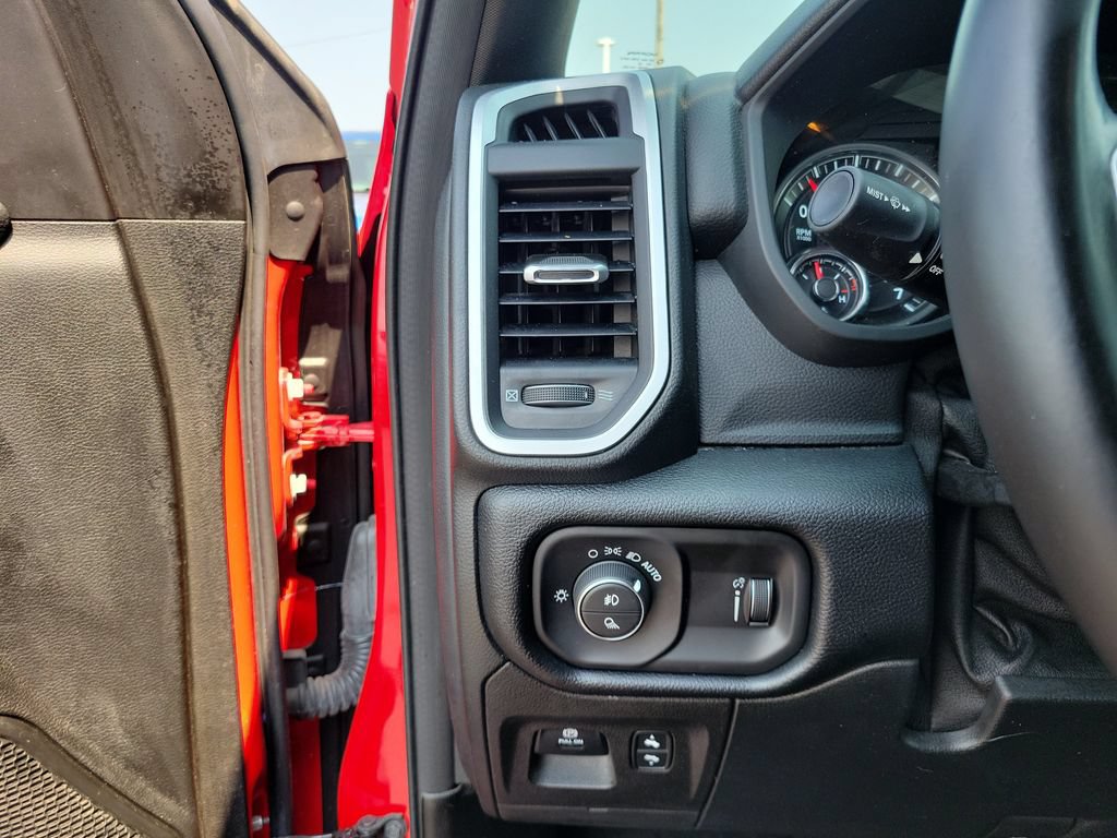 Used 2022 RAM 1500 Big Horn AWD/4WD image 22