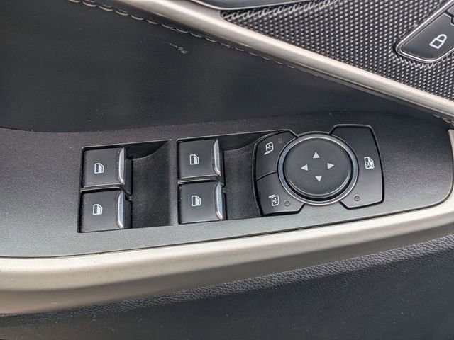 Certified 2022 Ford Explorer XLT image 15