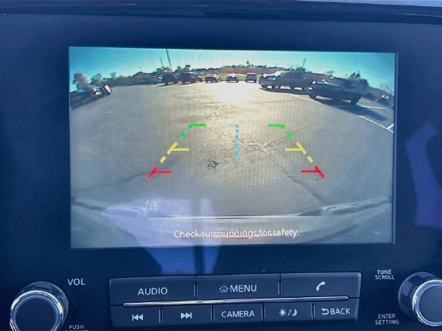 Used 2022 Nissan Frontier SV AWD/4WD image 19