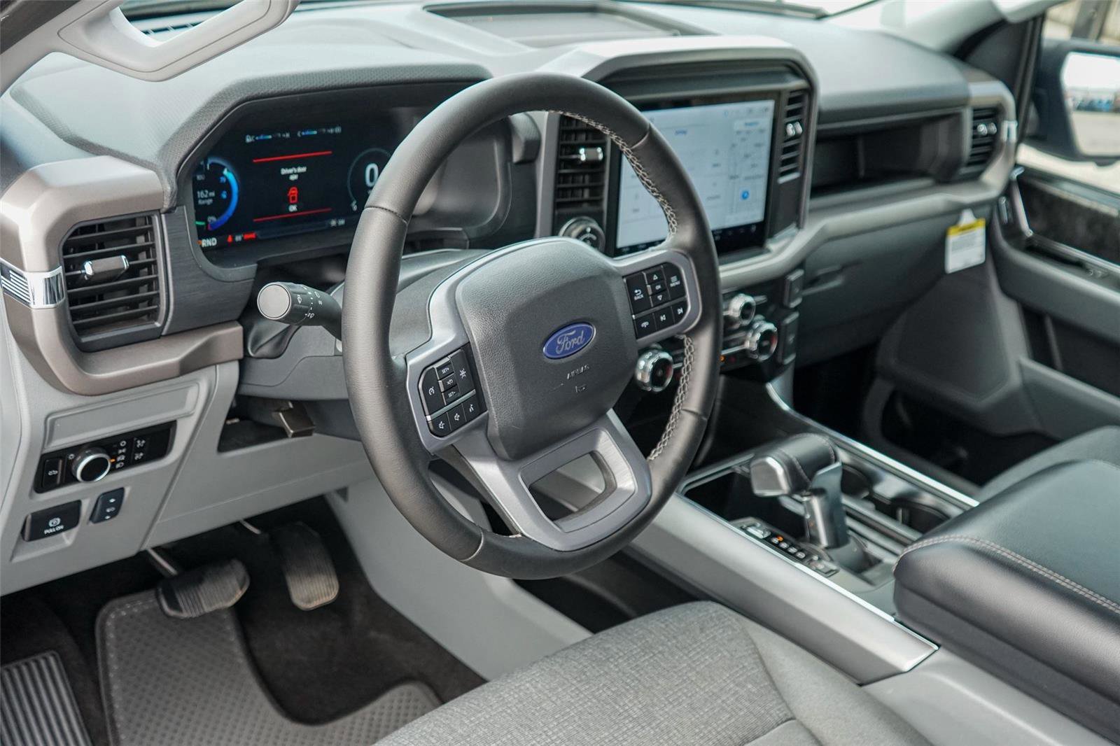 Certified 2025 Ford F150 Lightning XLT AWD/4WD image 9