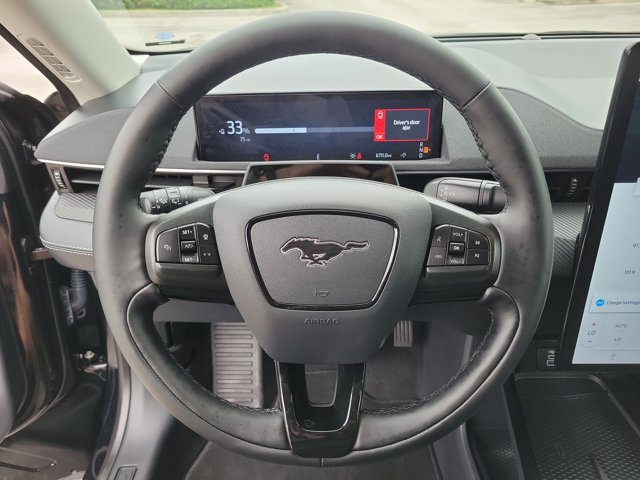 Certified 2025 Ford Mustang Mach-E Select RWD image 31