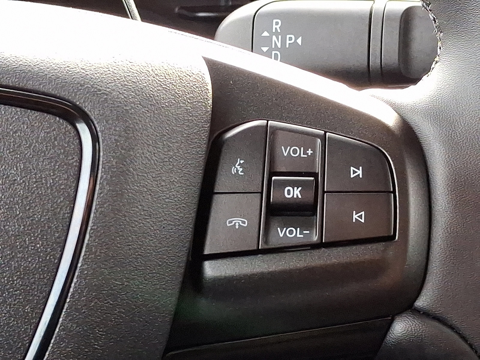 Certified 2025 Ford Mustang Mach-E Select w/ Comfort Package Lite image 21