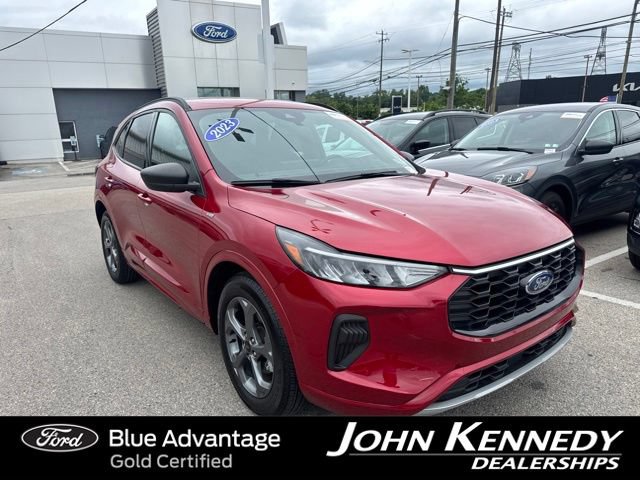 Certified 2023 Ford Escape ST-Line w/ Tech Pack #1 FWD image 21