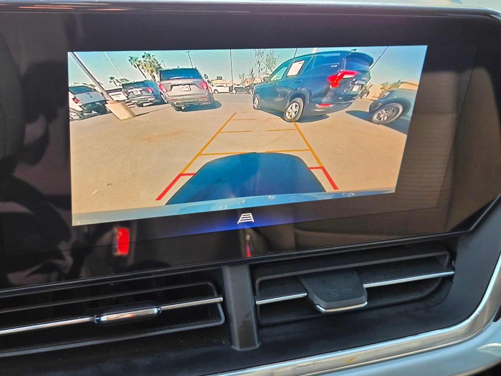 Used 2025 Chevrolet Trax LT image 20