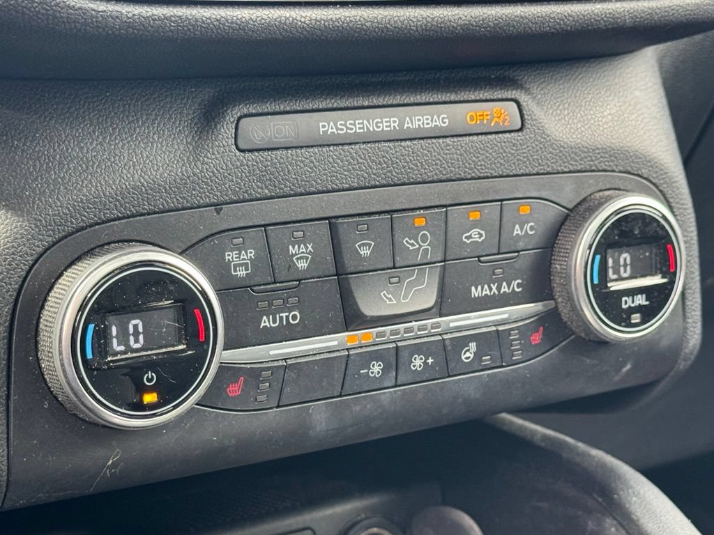 Certified 2020 Ford Escape Titanium AWD/4WD image 18