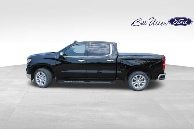 Used 2024 Chevrolet Silverado 1500 LTZ RWD image 8