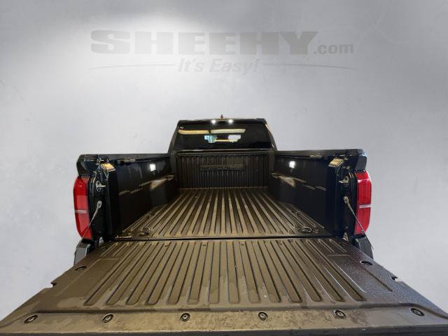 Used 2025 Toyota Tacoma TRD Off-Road AWD/4WD image 27