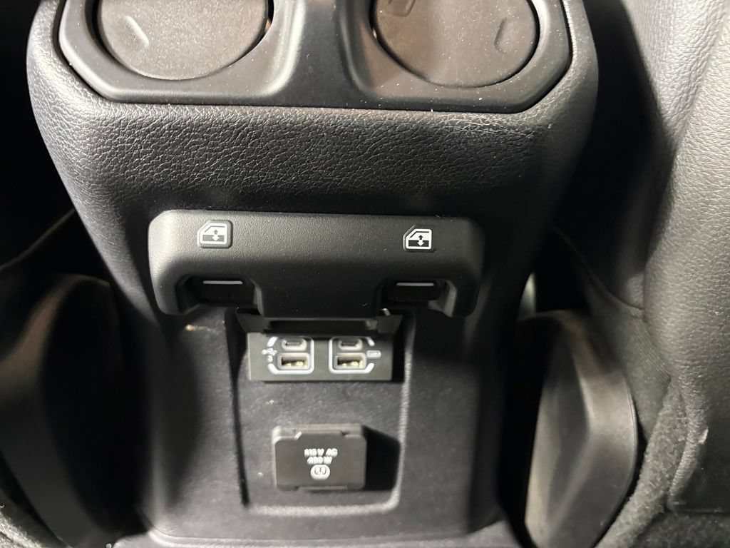 Used 2020 Jeep Gladiator Rubicon AWD/4WD image 29