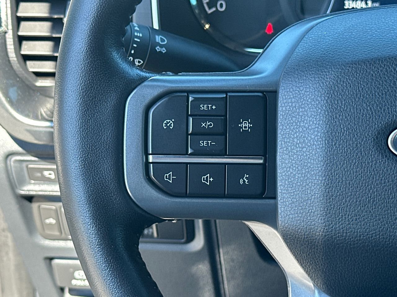 Certified 2022 Ford F150 XLT w/ Equipment Group 302A High image 25