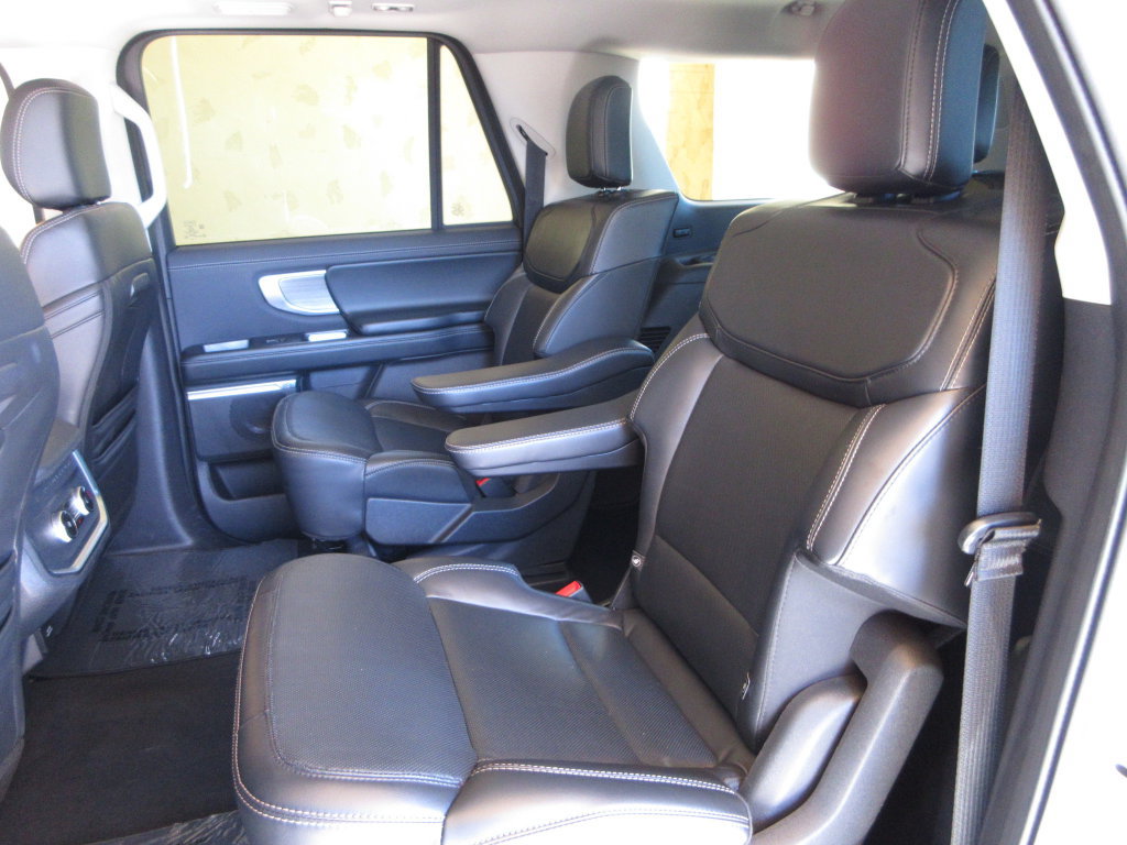 Certified 2025 Ford Expedition Max Platinum AWD/4WD image 24