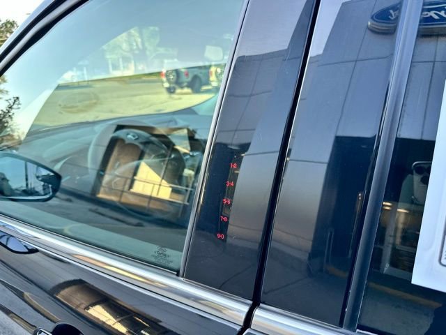 Certified 2018 Ford Escape SE w/ SE Sync 3 Package FWD image 28