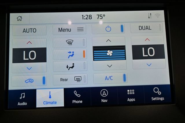 Certified 2023 Ford Ranger Lariat w/ Tremor Off-Road Package AWD/4WD image 25