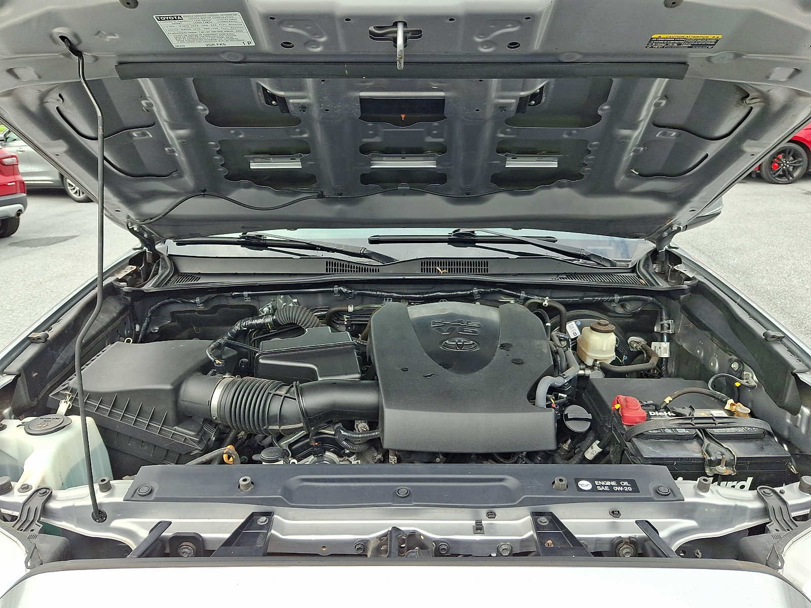 Used 2018 Toyota Tacoma TRD Sport AWD/4WD image 29