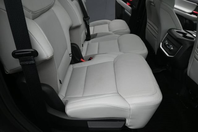 Certified 2025 Ford Expedition Platinum w/ Driver's Package AWD/4WD image 25