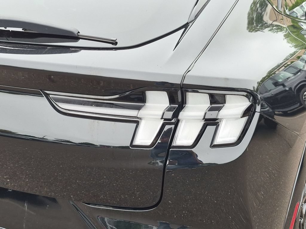 Certified 2023 Ford Mustang Mach-E GT w/ GT Performance Edition AWD/4WD image 11