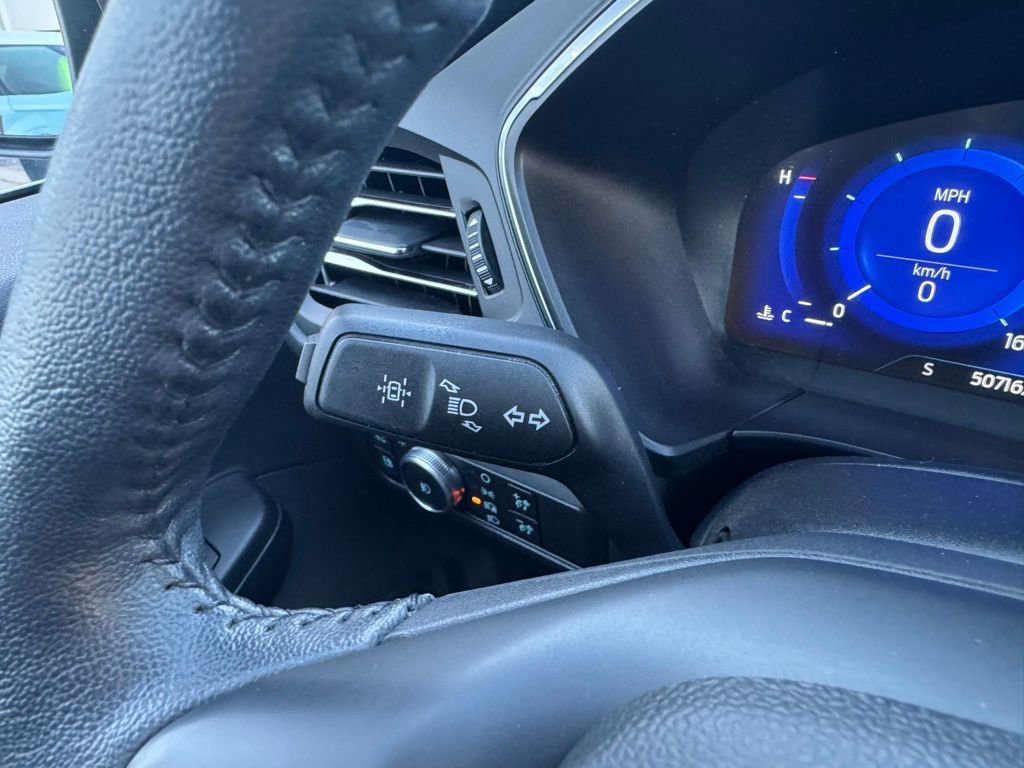 Certified 2020 Ford Escape Titanium AWD/4WD image 31