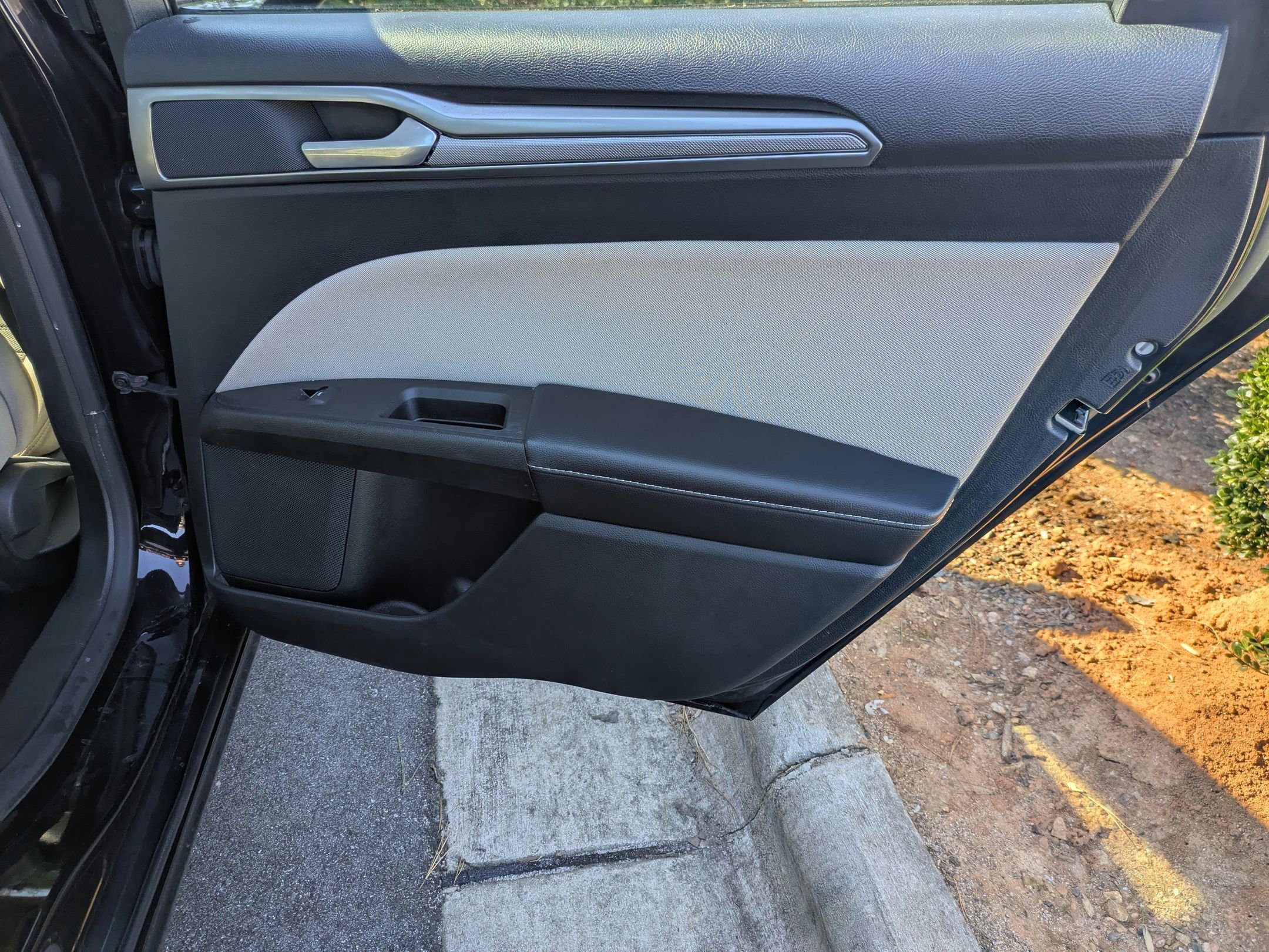 Certified 2019 Ford Fusion S image 28