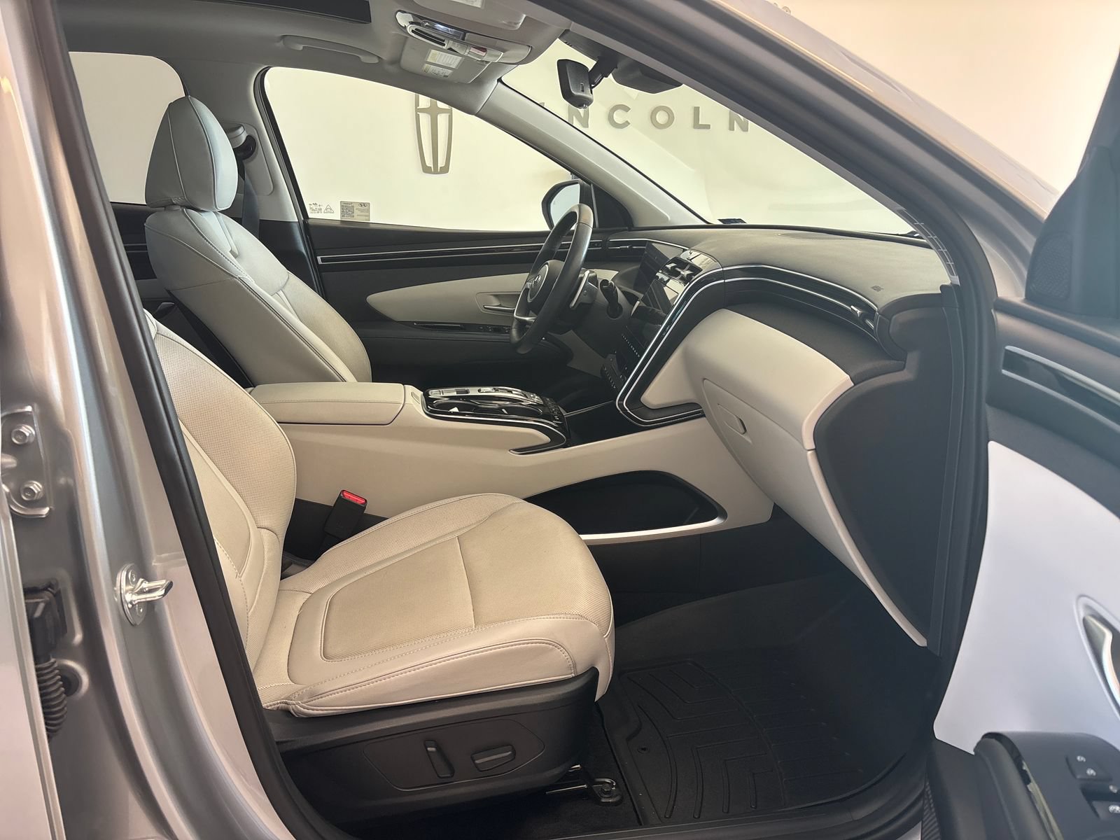 Used 2024 Hyundai Tucson Limited FWD image 6