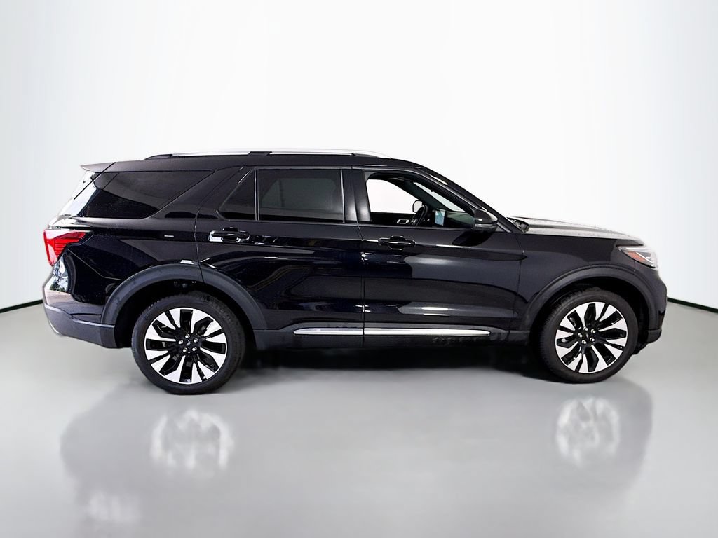 Certified 2025 Ford Explorer Platinum w/ LUX Leather Package AWD/4WD image 16