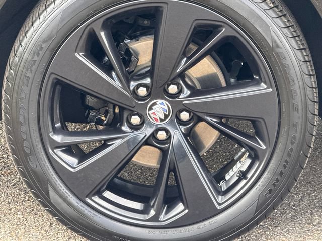 Used 2023 Buick Envision Essence w/ Sport Touring Package AWD/4WD image 16