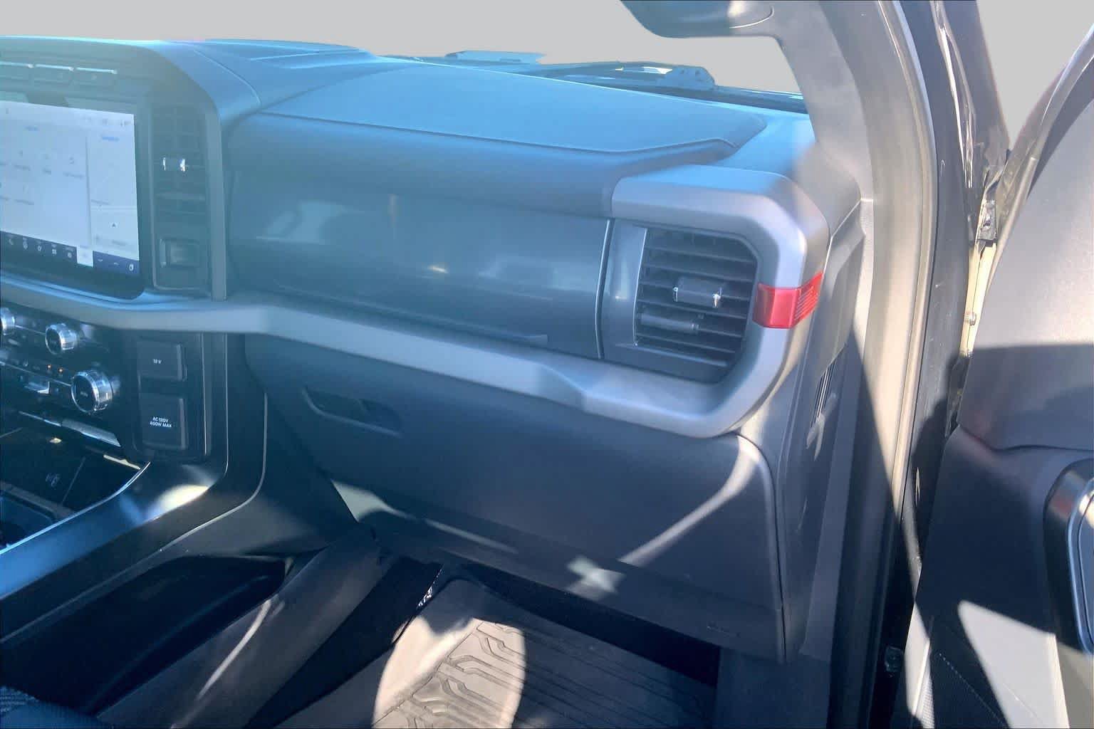 Certified 2022 Ford F150 Raptor AWD/4WD image 19