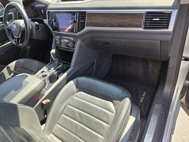 Used 2018 Volkswagen Atlas SEL Premium image 19